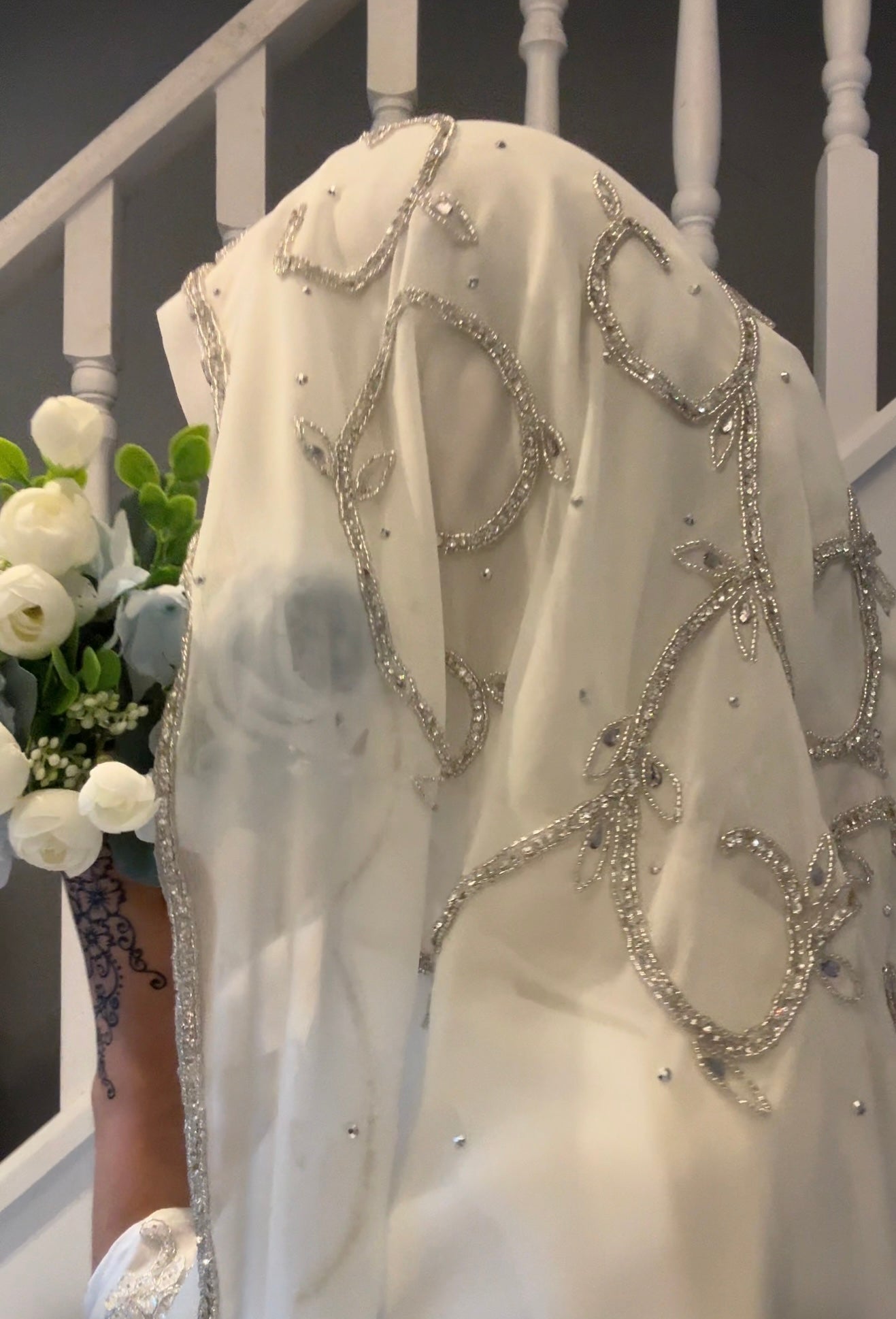 Embellished Bridal Garbasaar (shawl)
