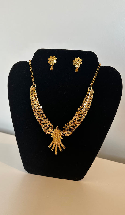 Zara Gold Necklace Set